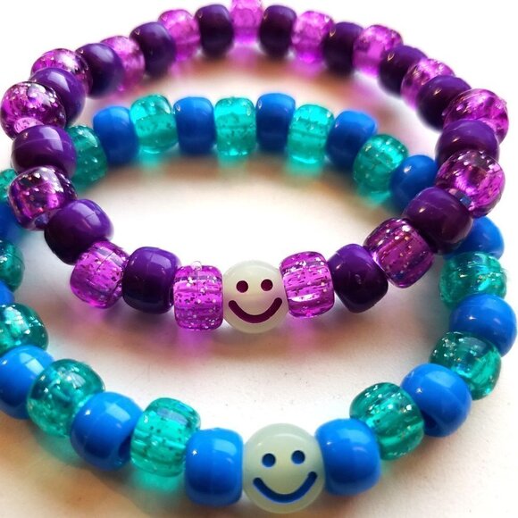 Glitter Kandi Friendship Bracelet Set with Glow in Dark Smiley Face - Picture 1 of 5